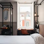 Отель Inspira Santos Boutique Лиссабон