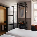 Отель Inspira Santos Boutique 3*