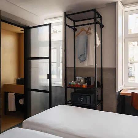 Готель Inspira Santos Boutique 3*