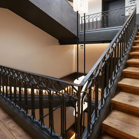 Inspira Santos Boutique