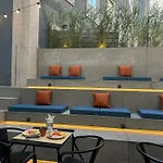 Inspira Santos Boutique Hotel 3*